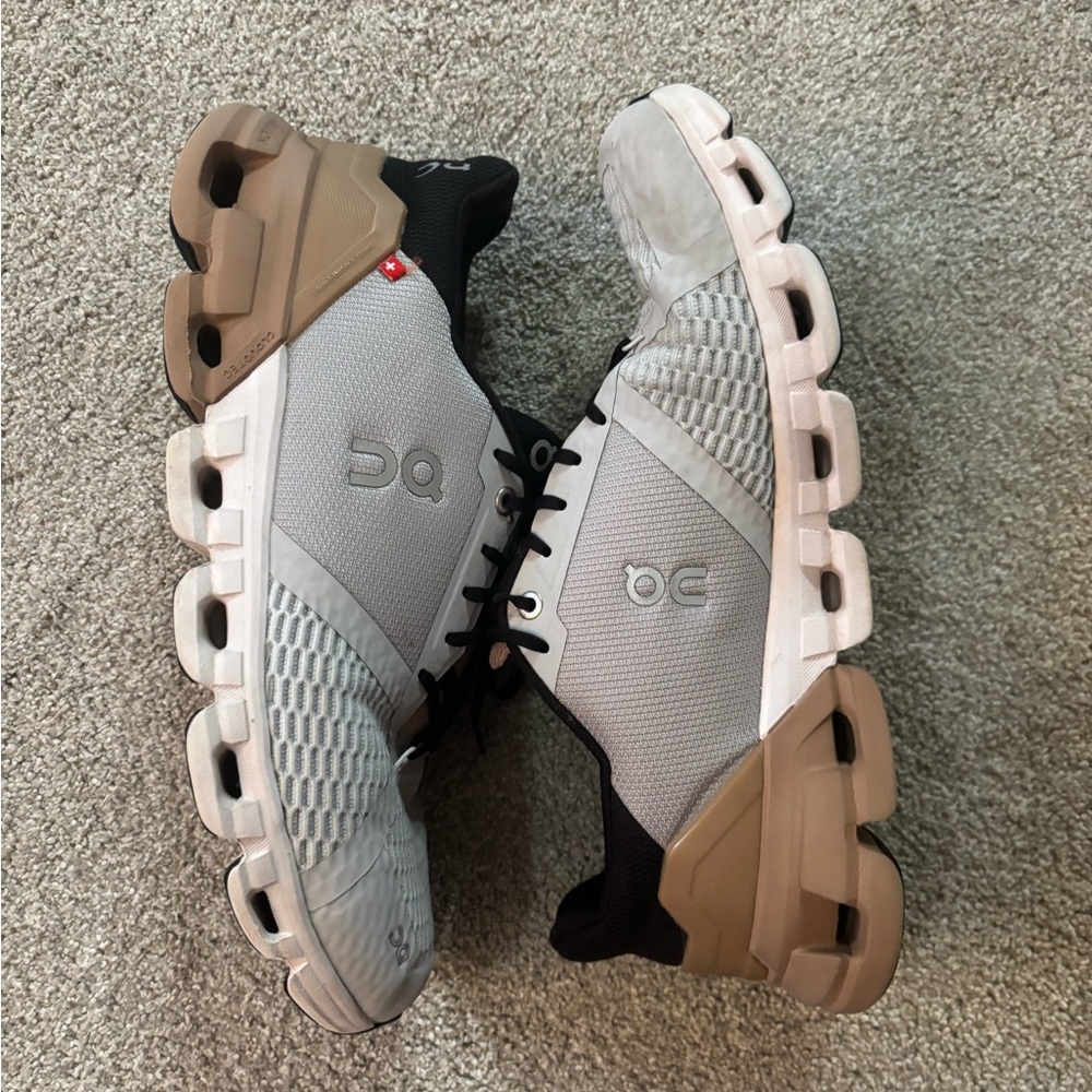 Women’s On Cloud 11